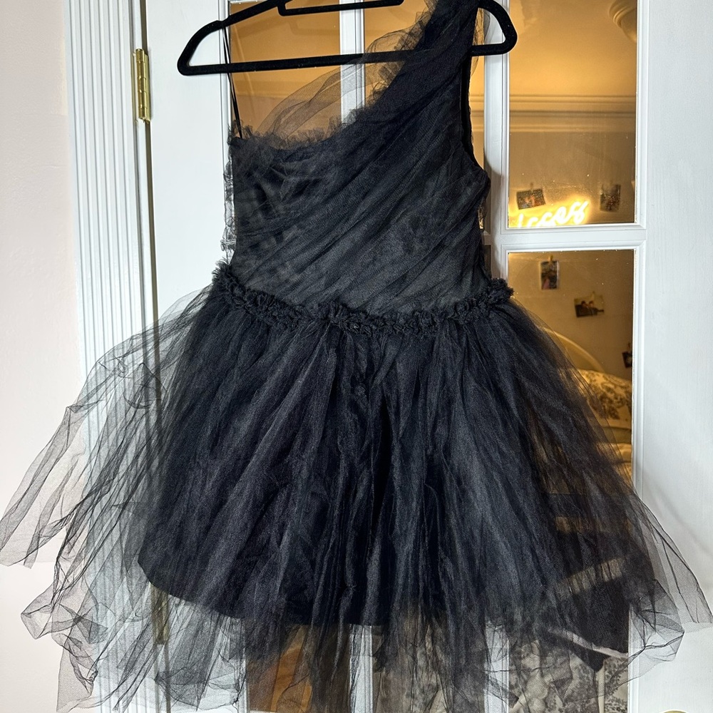Fun black dress!